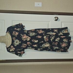honeyme Medium Navy Blue with Floral Pattern Pullover Dress with Pockets Used